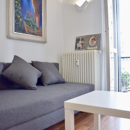 New Renovated Apartment With Balcony Porta Romana Milán Exterior foto