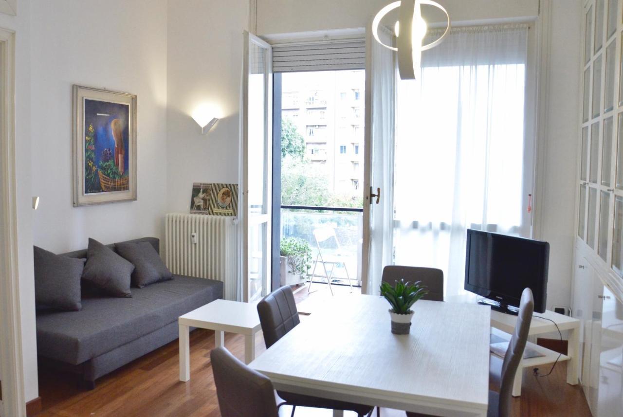 New Renovated Apartment With Balcony Porta Romana Milán Exterior foto