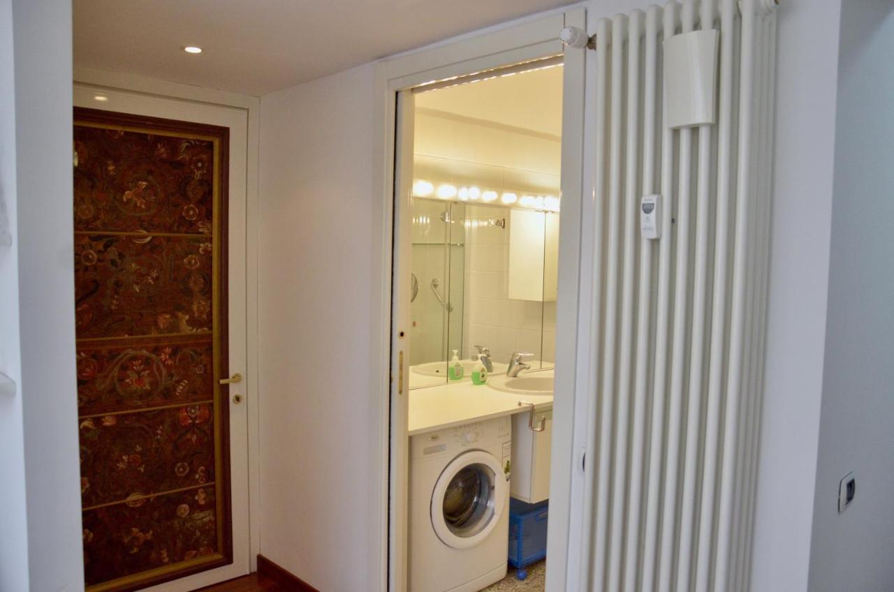 New Renovated Apartment With Balcony Porta Romana Milán Exterior foto