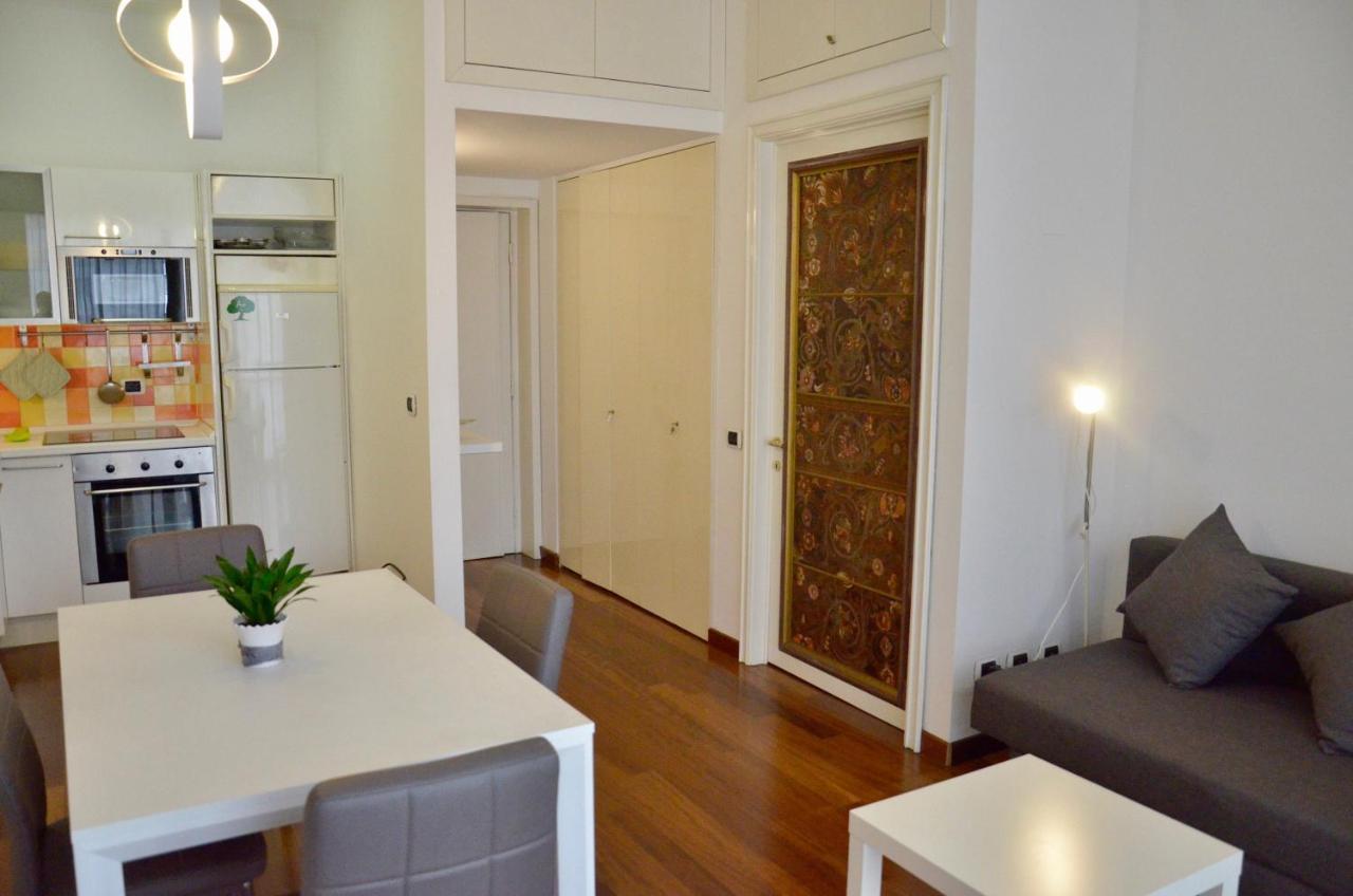 New Renovated Apartment With Balcony Porta Romana Milán Exterior foto