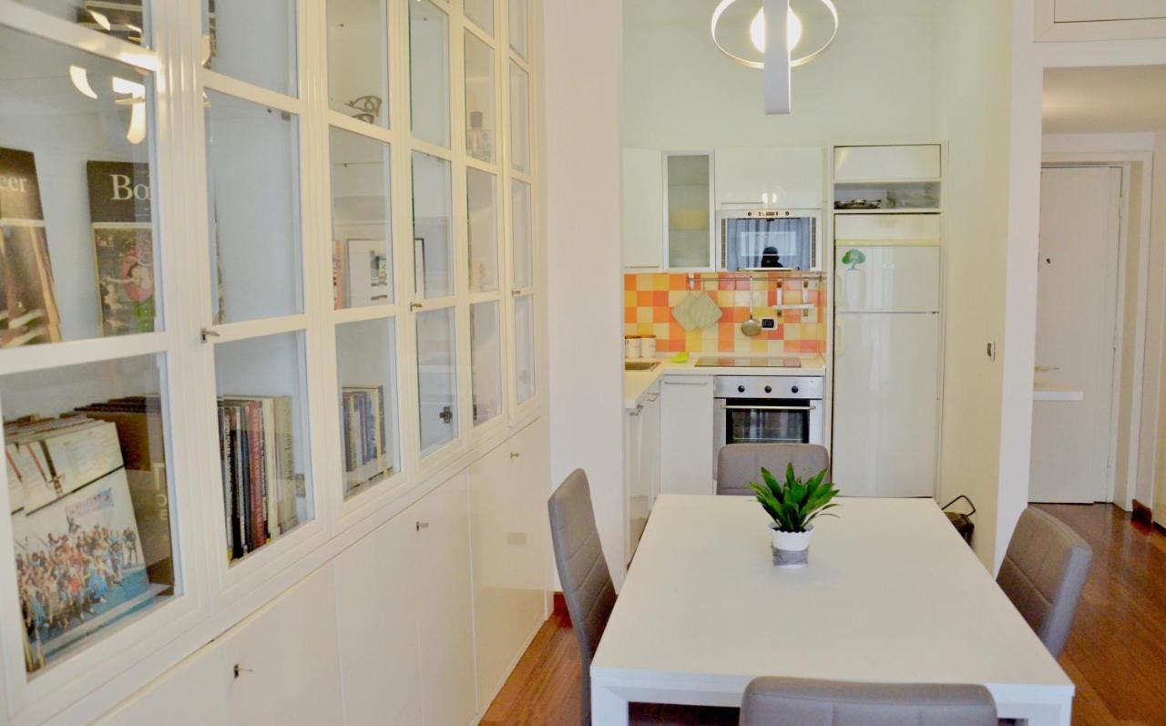 New Renovated Apartment With Balcony Porta Romana Milán Exterior foto
