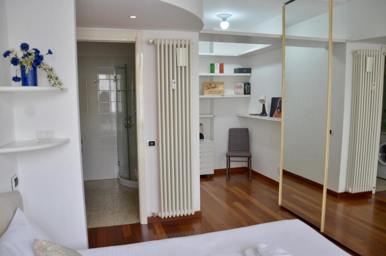 New Renovated Apartment With Balcony Porta Romana Milán Exterior foto