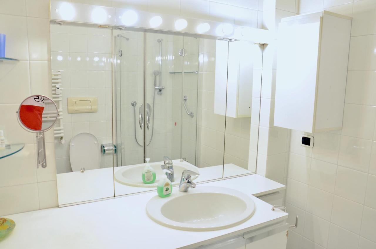 New Renovated Apartment With Balcony Porta Romana Milán Exterior foto