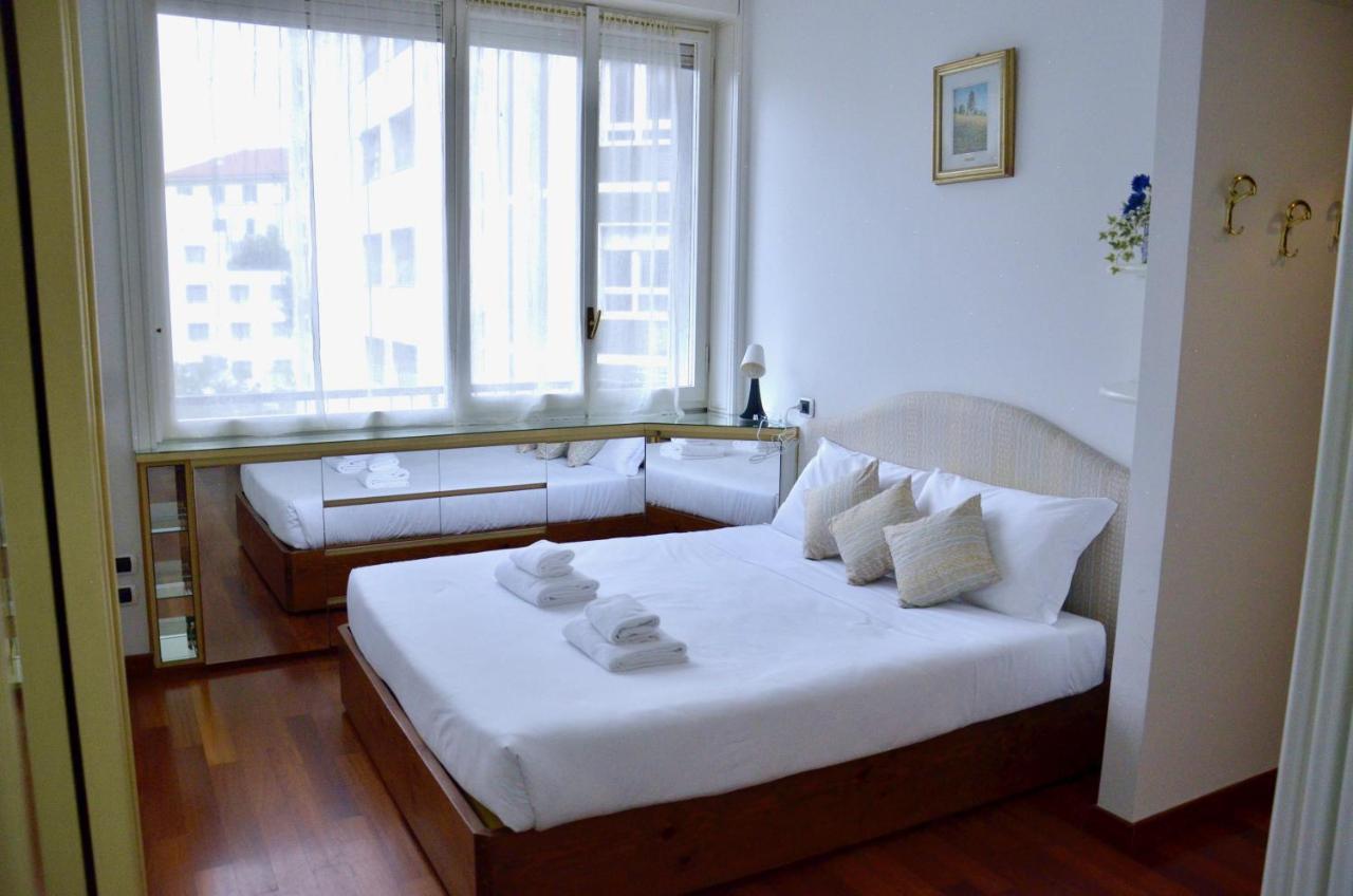 New Renovated Apartment With Balcony Porta Romana Milán Exterior foto