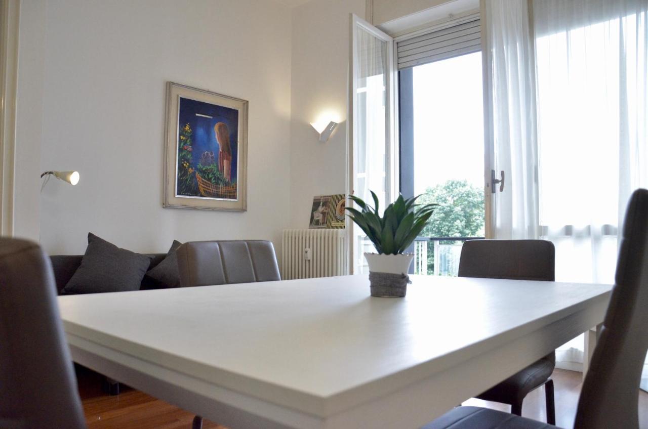 New Renovated Apartment With Balcony Porta Romana Milán Exterior foto